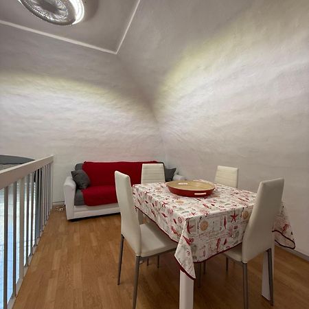 Aura Apartment Brindisi Exteriör bild